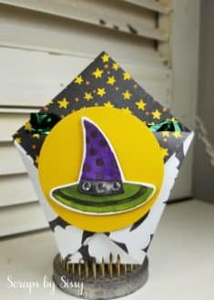 Toil & Trouble Treat holder